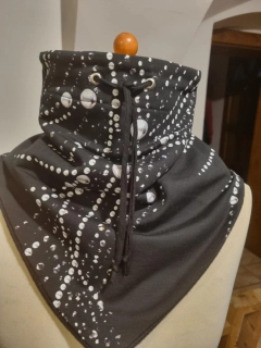 Nákrčník třícípí č. 35